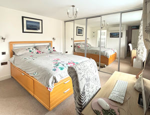 Photo 16- click for photo gallery